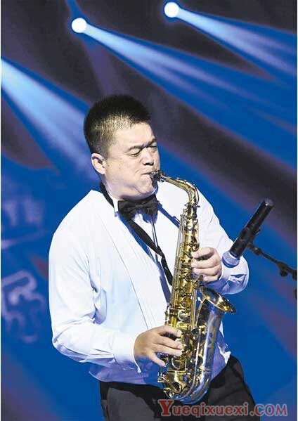 萨克斯演奏家宁大勇.jpg