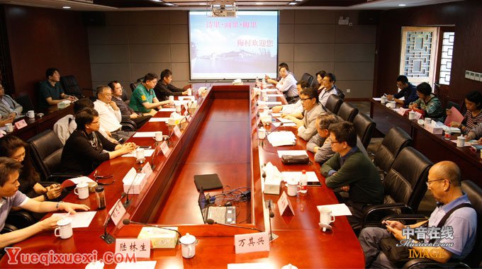 第十届中国音乐金钟奖二胡比赛评委赴无锡梅村1.jpg