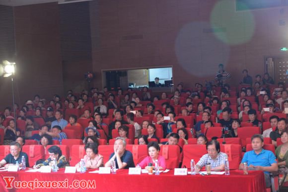 《为你歌唱》--第二届北京中老年声乐比赛决赛在文联剧场举行5.jpg