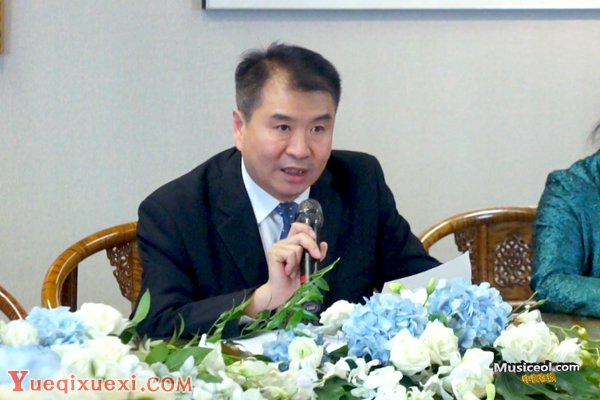哈尔滨市交响乐团团长曲波.jpg