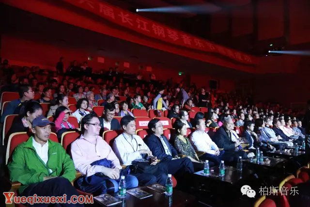 琴韵悠扬奏响华章 音乐惠民走进宜昌15.jpg