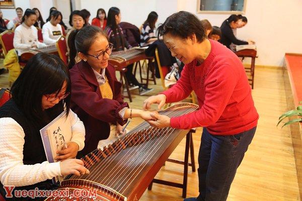 首期中国音协古筝考级教程初级师资培训在河南开班6.JPG