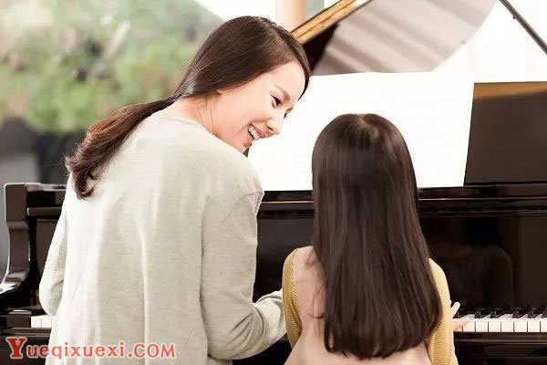 嫌钢琴老师教的慢，那就看看这篇文章吧!