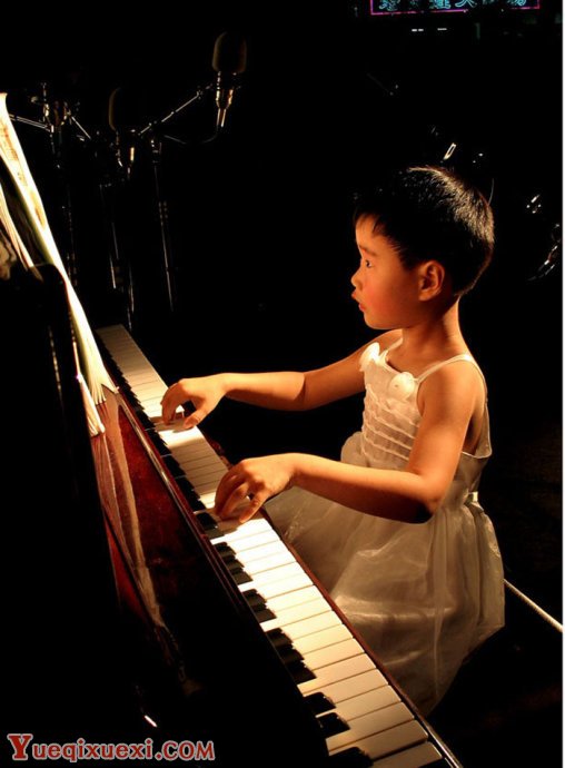 少儿学钢琴必备六要素