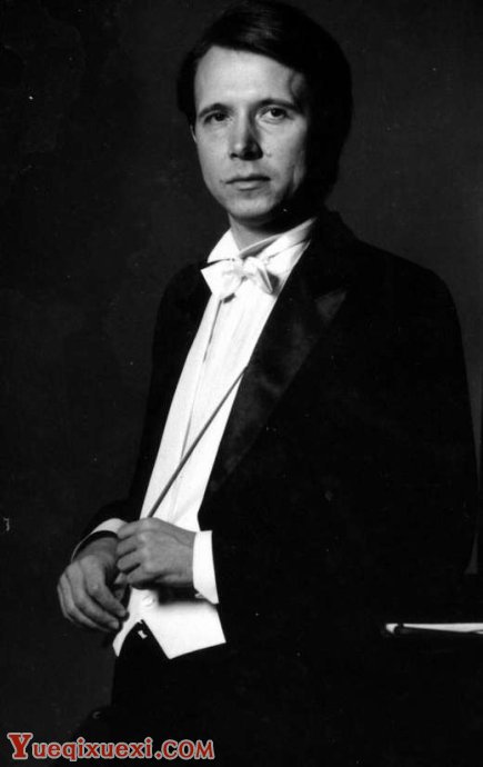 俄罗斯钢琴家、作曲家、指挥家：米哈伊尔.普雷特涅夫（Mikhail Pletnev）-快板（3eme Mvt Allegretto）