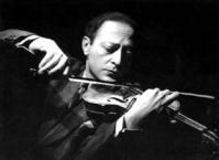 1901年2月2日，小提琴家海菲兹诞生