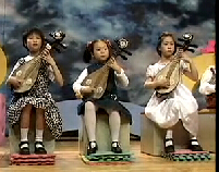 儿童柳琴演奏系列之【金瓶似的小山】视频欣赏