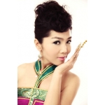 苏勒亚其其格演唱 歌在飞 介绍